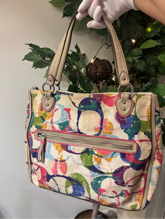 Coach Handbags - Coach Poppy Graffiti Signature Appliqué Glam tote